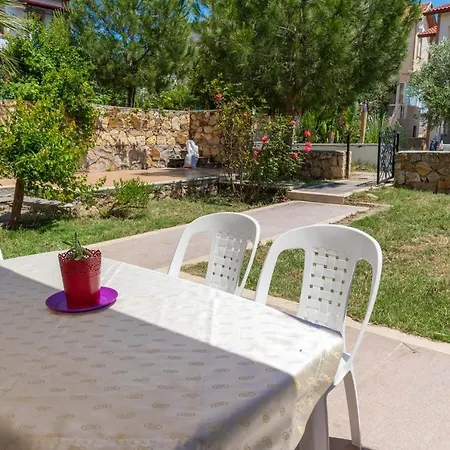 Βίλα Comfortable Duplex Near Beach And Colorful Attractions In Ayvalik